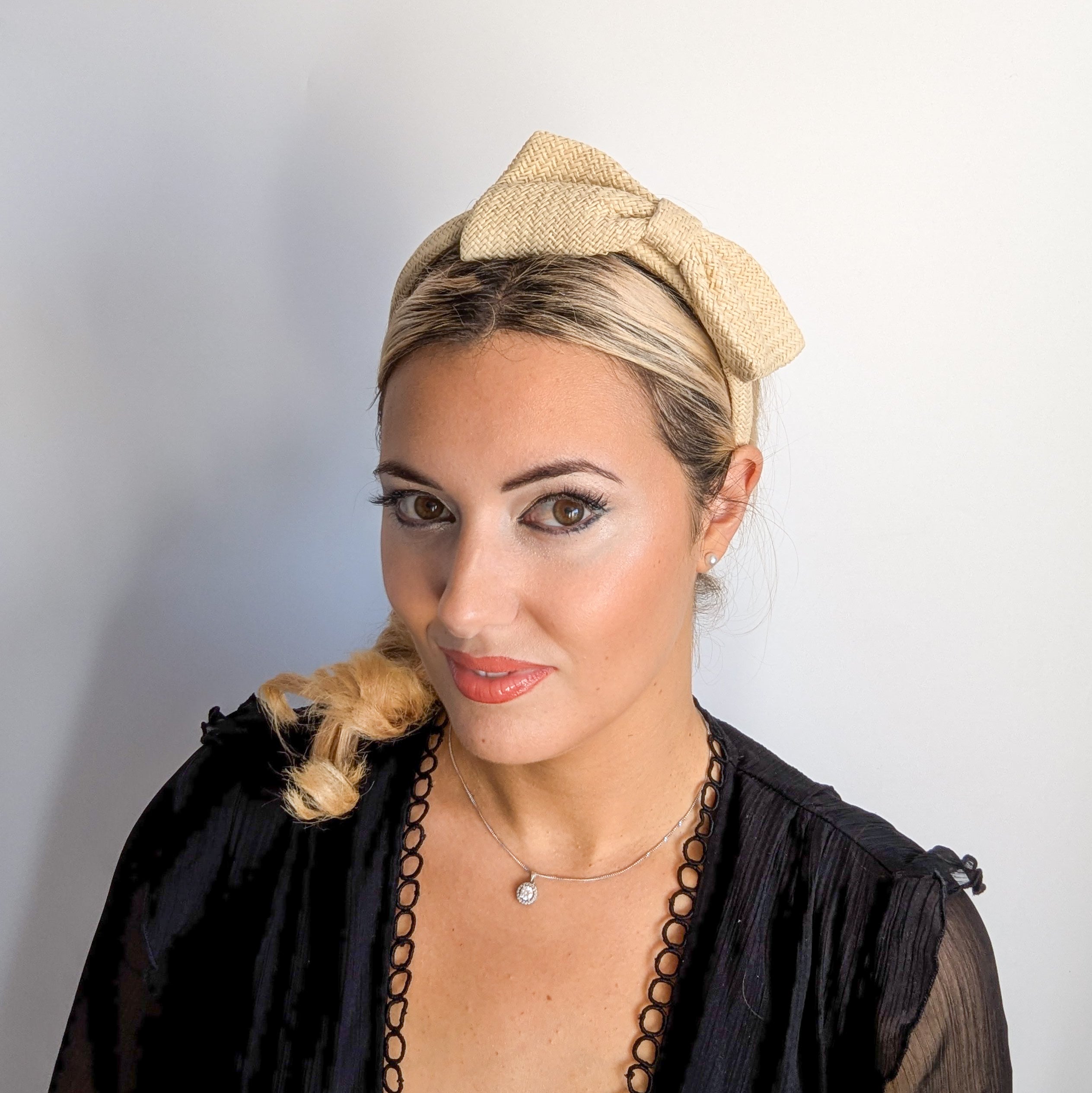 Raffia straw bow headband fascinator
