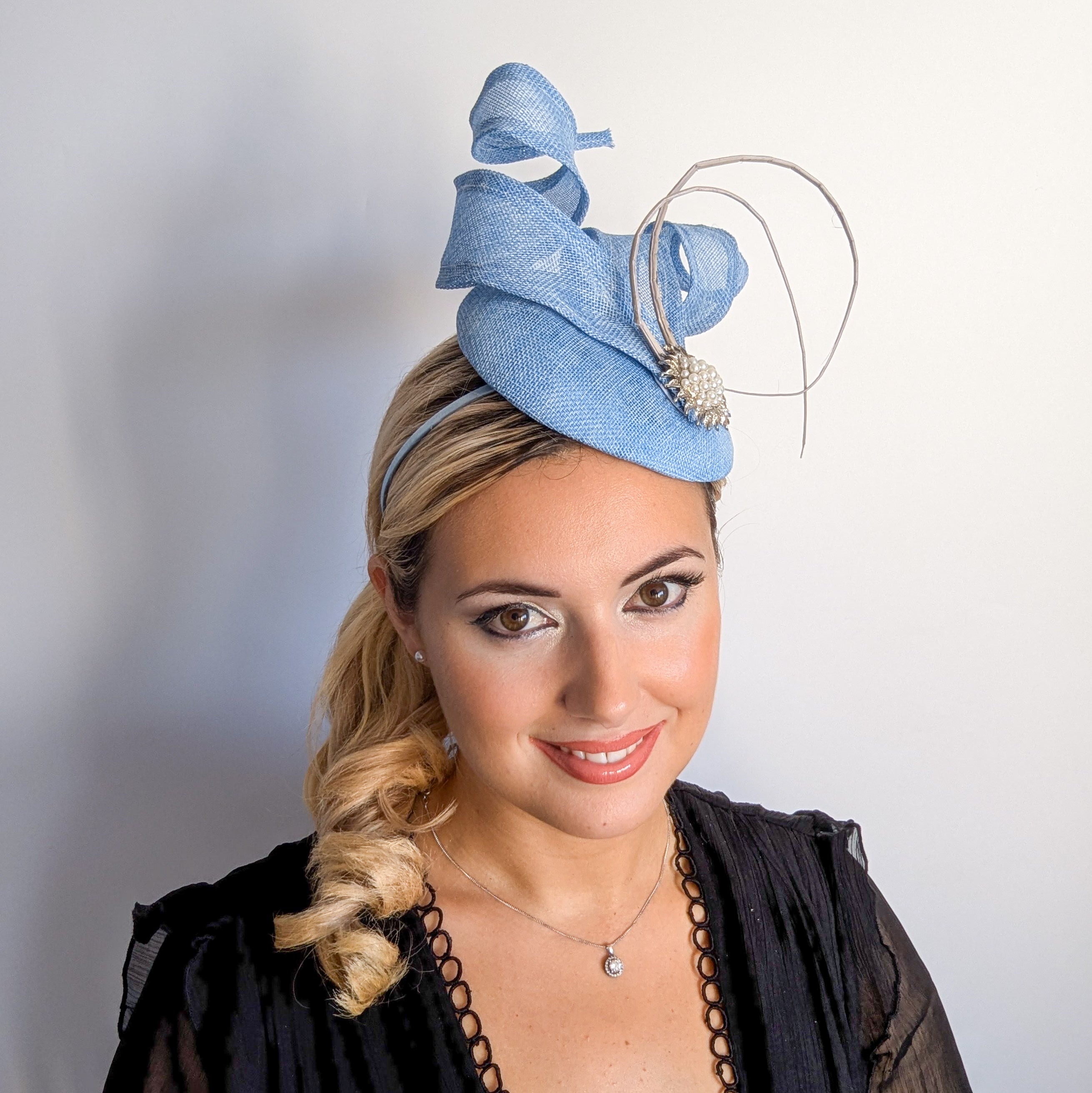 Cappello fascinator di perle verde smeraldo