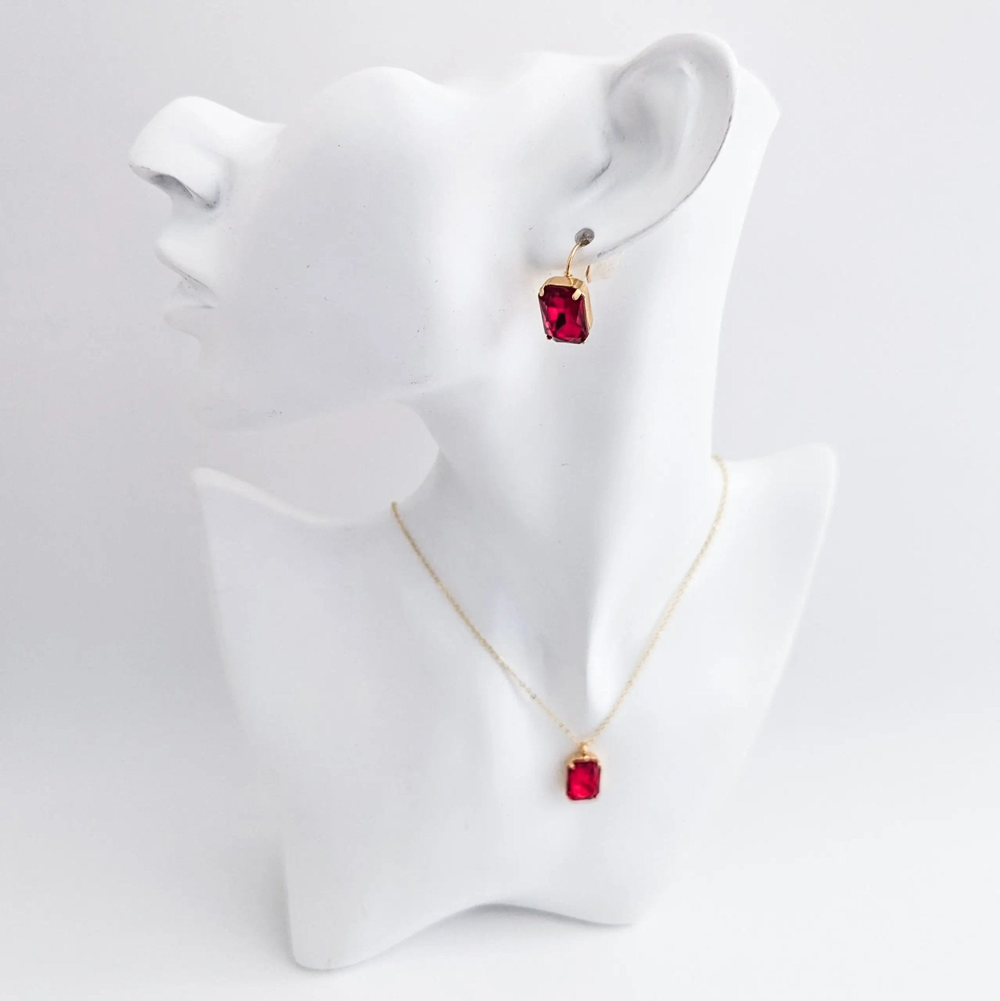 Red crystal gold emerald cut necklace - House of Hats