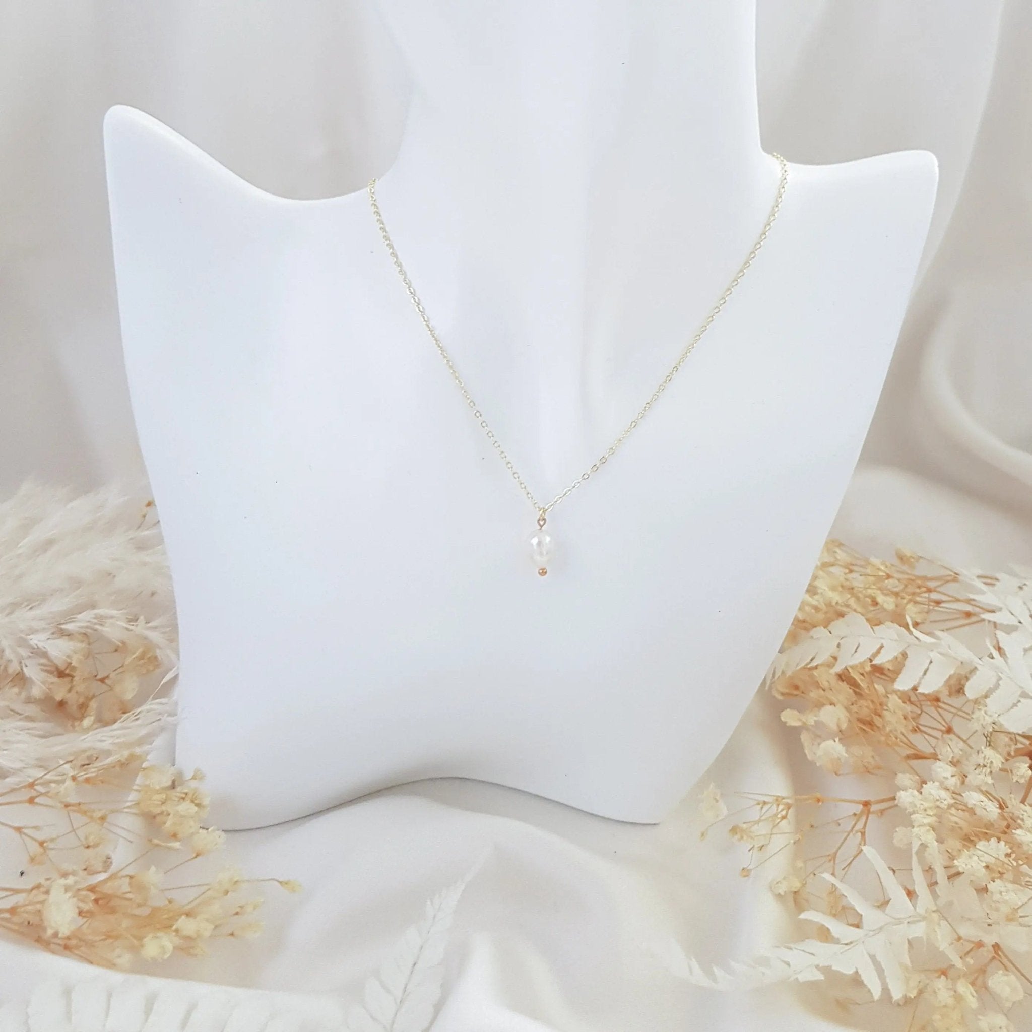 Baroque pearl bridal necklace, Dainty wedding necklace, Gold minimalist elegant necklace, Freshwater pearl wedding jewellery - House of Hats