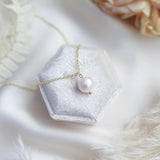 Baroque pearl bridal necklace, Dainty wedding necklace, Gold minimalist elegant necklace, Freshwater pearl wedding jewellery - House of Hats