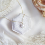 Baroque pearl bridal necklace, Dainty wedding necklace, Gold minimalist elegant necklace, Freshwater pearl wedding jewellery - House of Hats