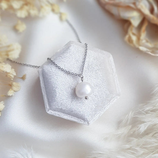 Baroque pearl bridal necklace, Dainty wedding necklace, Silver minimalist elegant necklace, Freshwater pearl wedding jewellery - House of Hats
