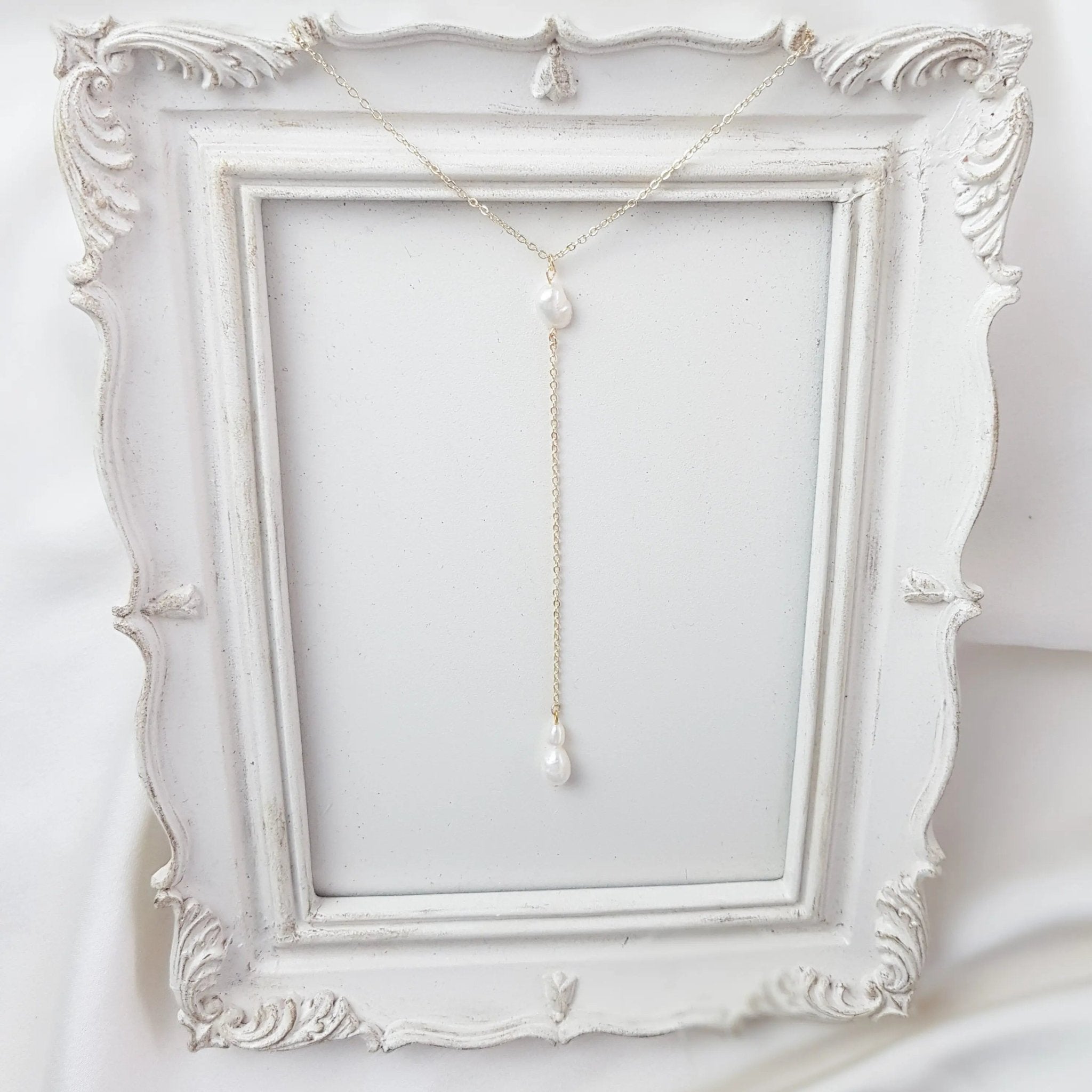 Freshwater pearl bridal lariat necklace, Gold pearl drop wedding necklace, Dainty elegant necklace, Y necklace, Jewellery for brides - House of Hats