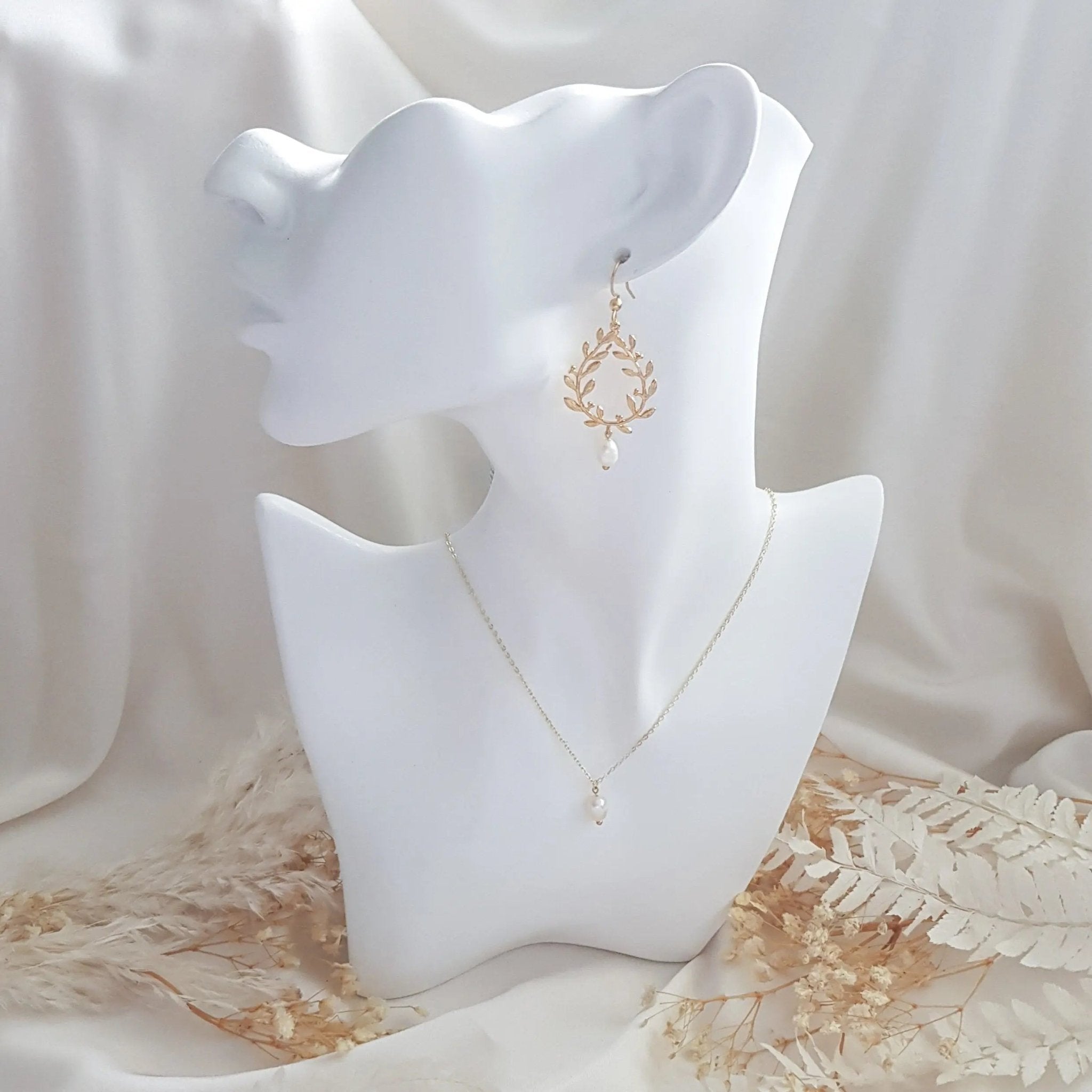Gold pearl boho bridal earrings, Wedding earrings for brides, Statement wedding earrings, Freshwater pearl wedding jewellery, Drop earrings - House of Hats