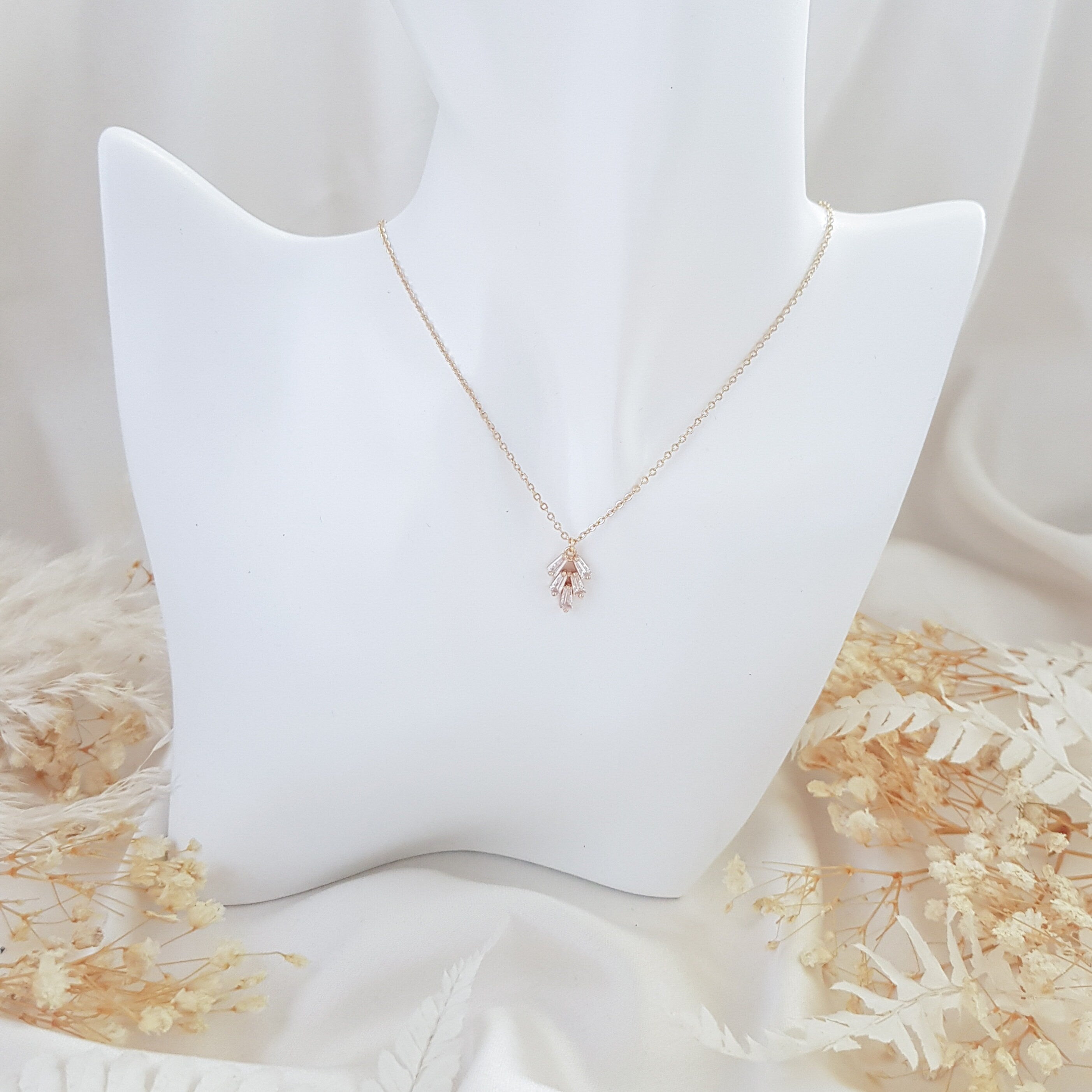 Bridal Necklace, Art Deco Necklace, Crystal Necklace, Gold Necklace, Wedding Necklace, Bridesmaid Gift, Bridal Jewelry, Dainty Necklace