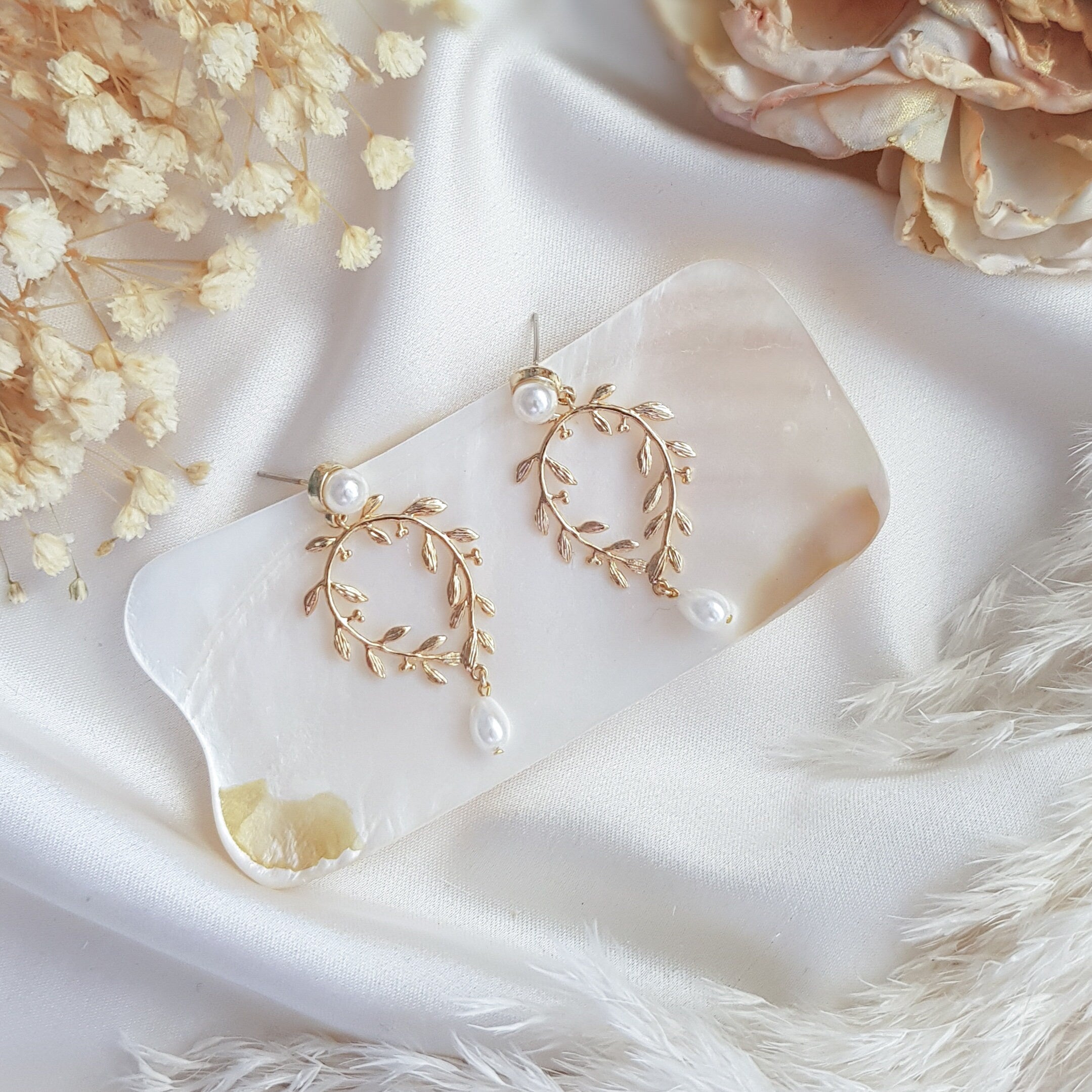 Gold pearl boho bridal earrings, Wedding earrings for brides, Statement wedding earrings,  Pearl wedding jewellery, Drop earrings