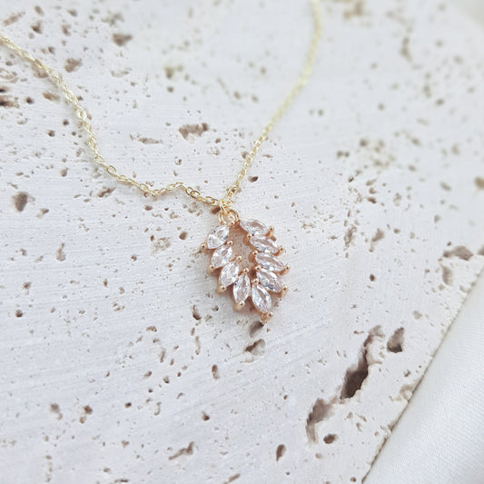 Gold zirconia crystal bridal necklace, Boho wedding necklace, Dainty minimalist necklace, Crystal wedding jewellery, Jewellery for brides