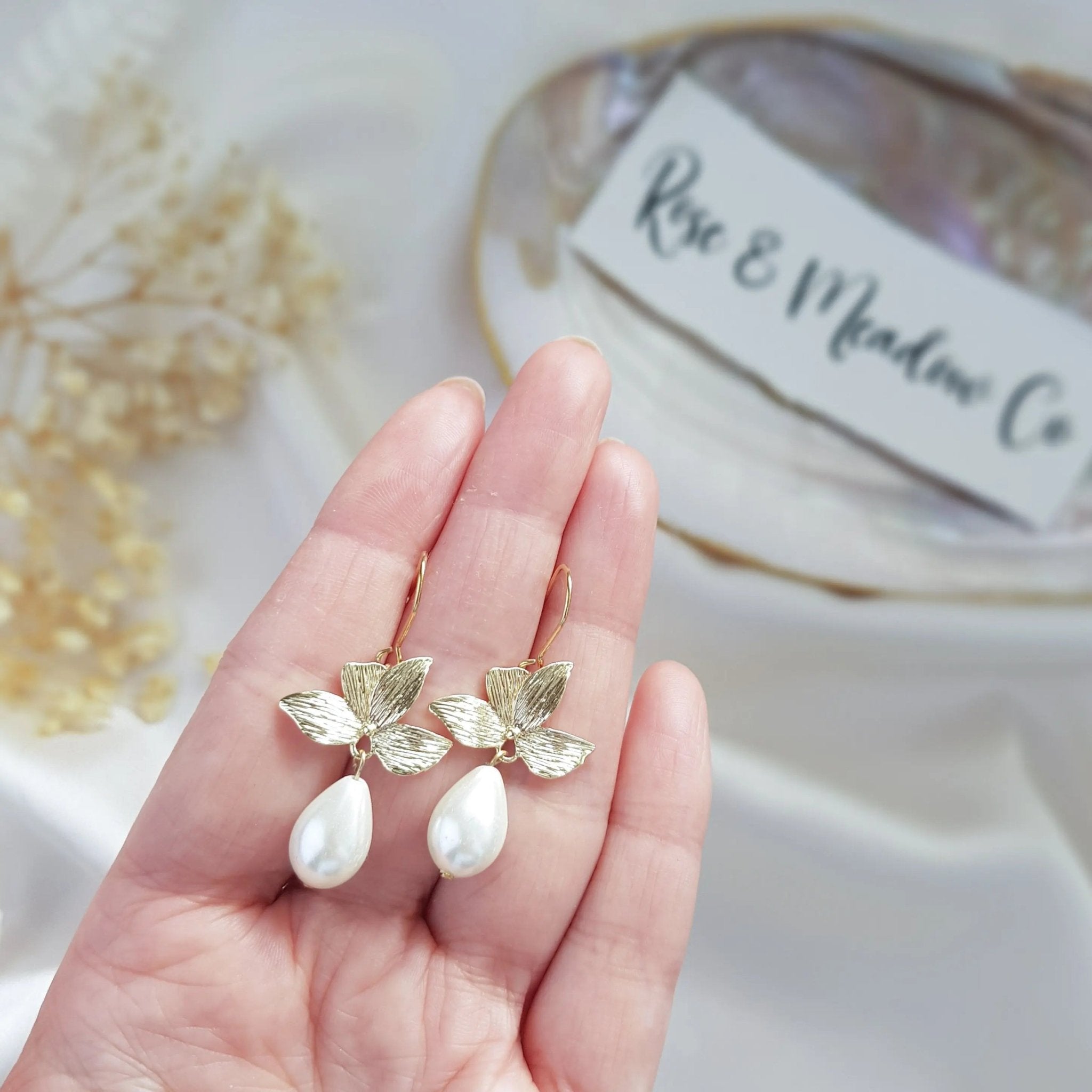 Pearl Drop Earrings, Bridal Earrings, Vintage Style Earrings, Gold Pearl Earrings, Wedding Earrings, Bridesmaid Gift - House of Hats