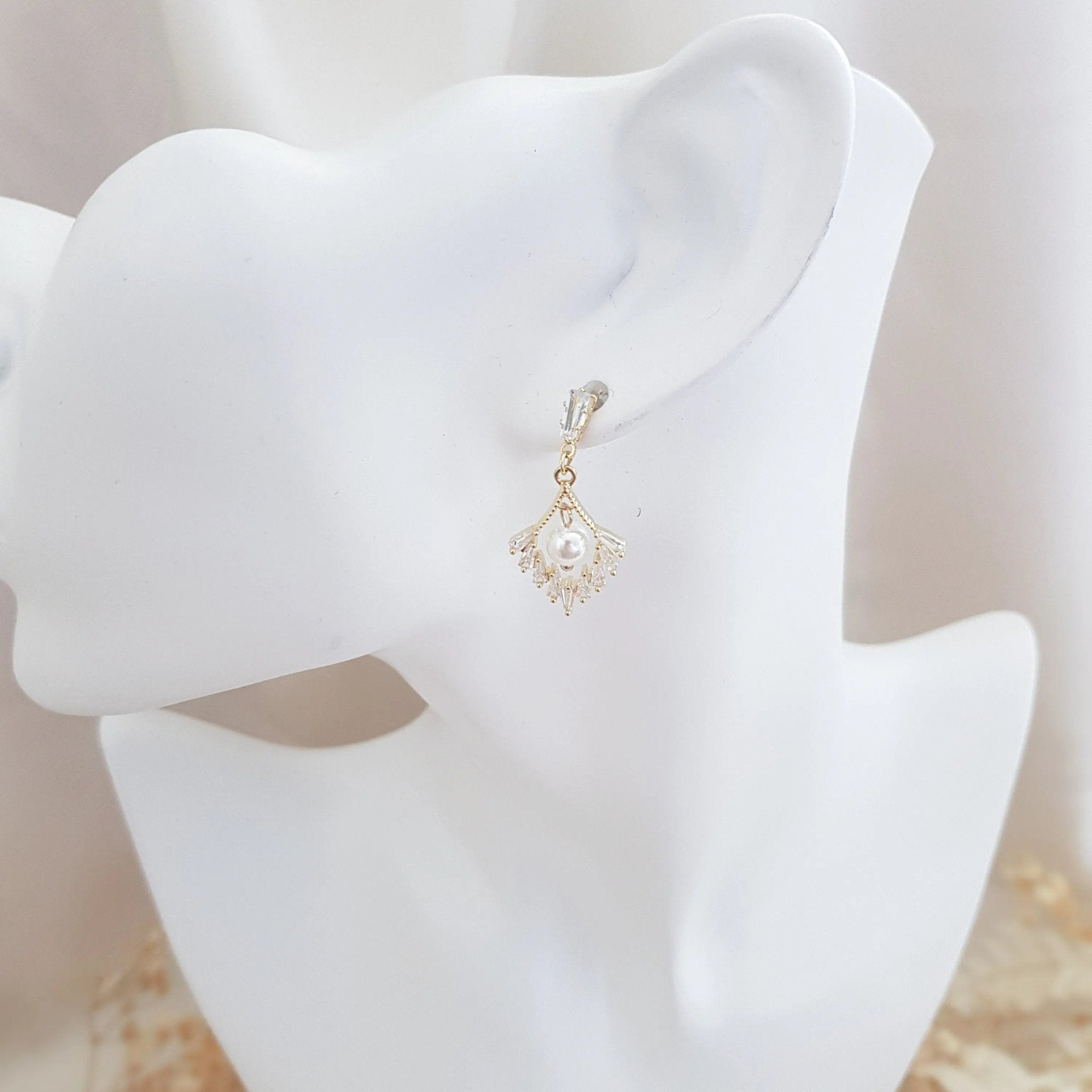 Pearl Earrings, Vintage Style Earrings, Gold Pearl Earrings, Wedding Drop Earrings, Bridesmaid Gift - House of Hats