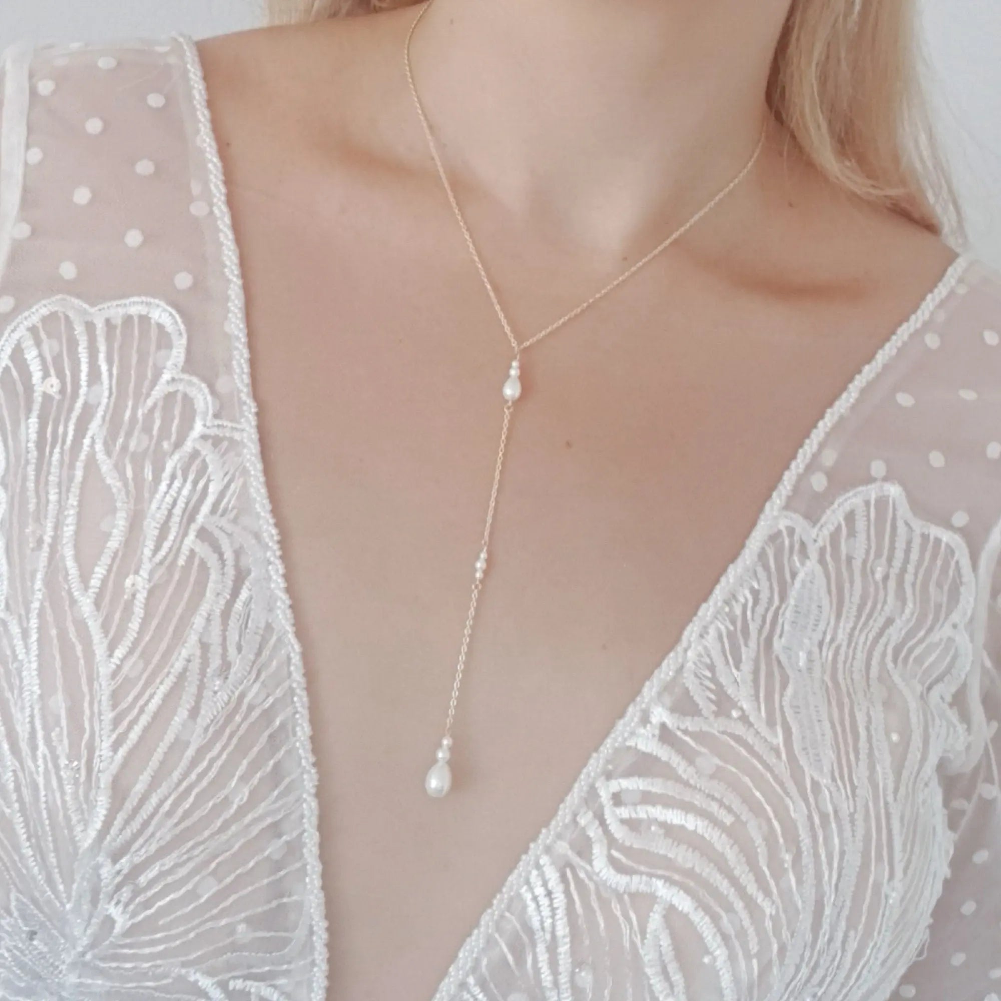 Vintage style pearl drop necklace, Gold pearl Elegant wedding necklace, Dainty lariat bridal necklace, Y necklace, Jewellery for brides - House of Hats