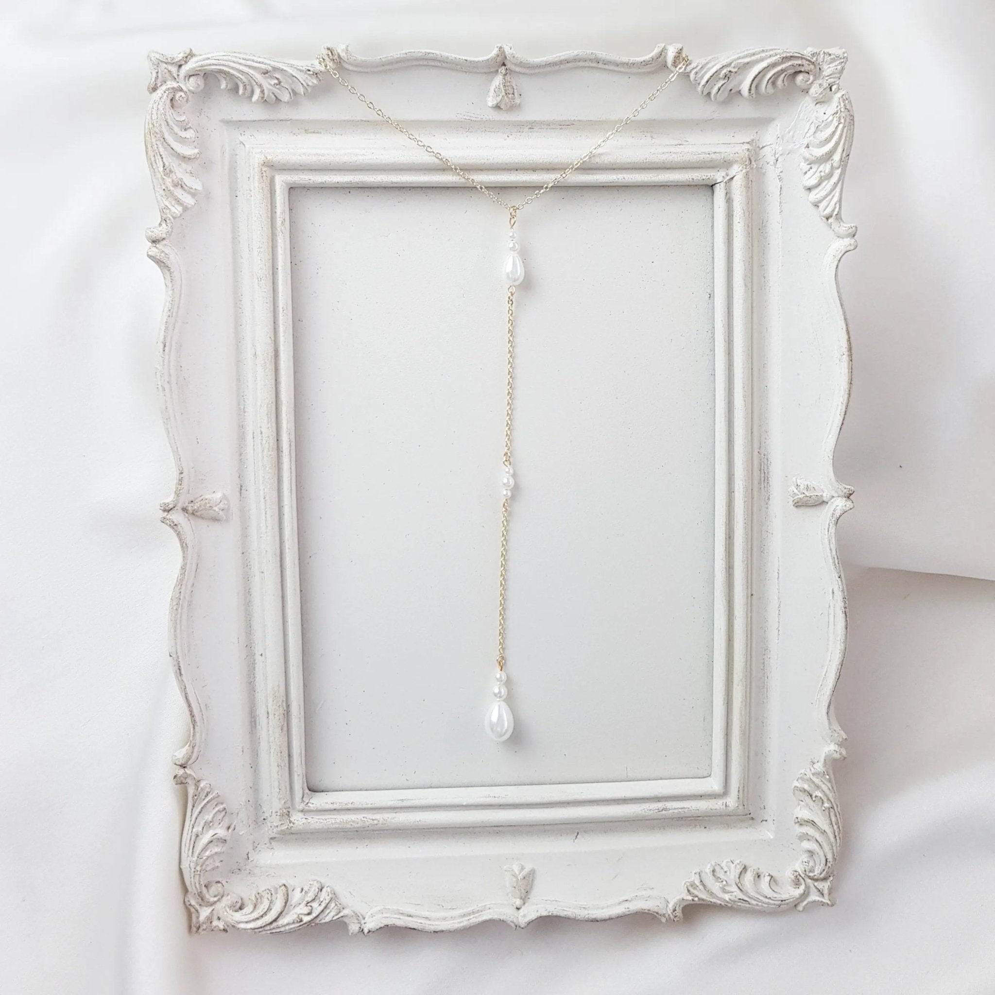 Vintage style pearl drop necklace, Gold pearl Elegant wedding necklace, Dainty lariat bridal necklace, Y necklace, Jewellery for brides - House of Hats